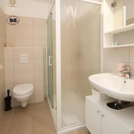 N&n And By Locap Group Pensjonat 3*