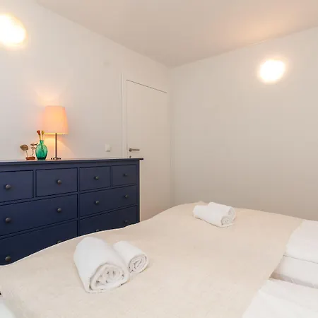 N&n And By Locap Group Pensjonat Portorož