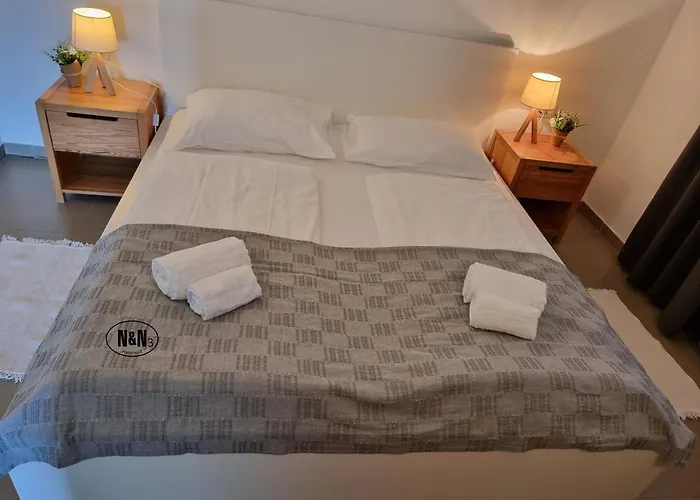 N&n And By Locap Group 3* 波尔托罗