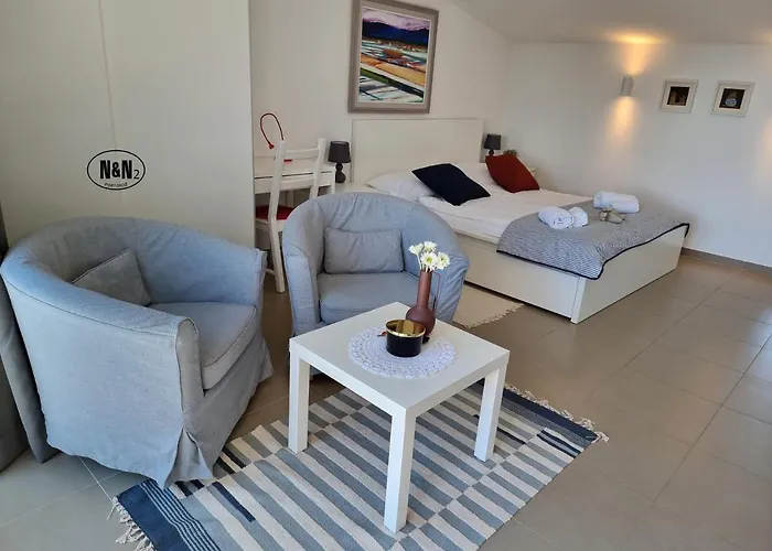 ゲストハウス N&n And By Locap Group 3*