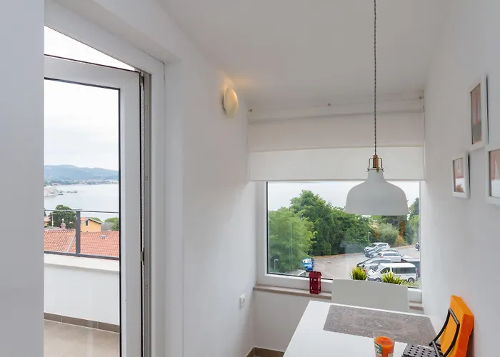 N&n And By Locap Group ゲストハウス ポルトローシュ